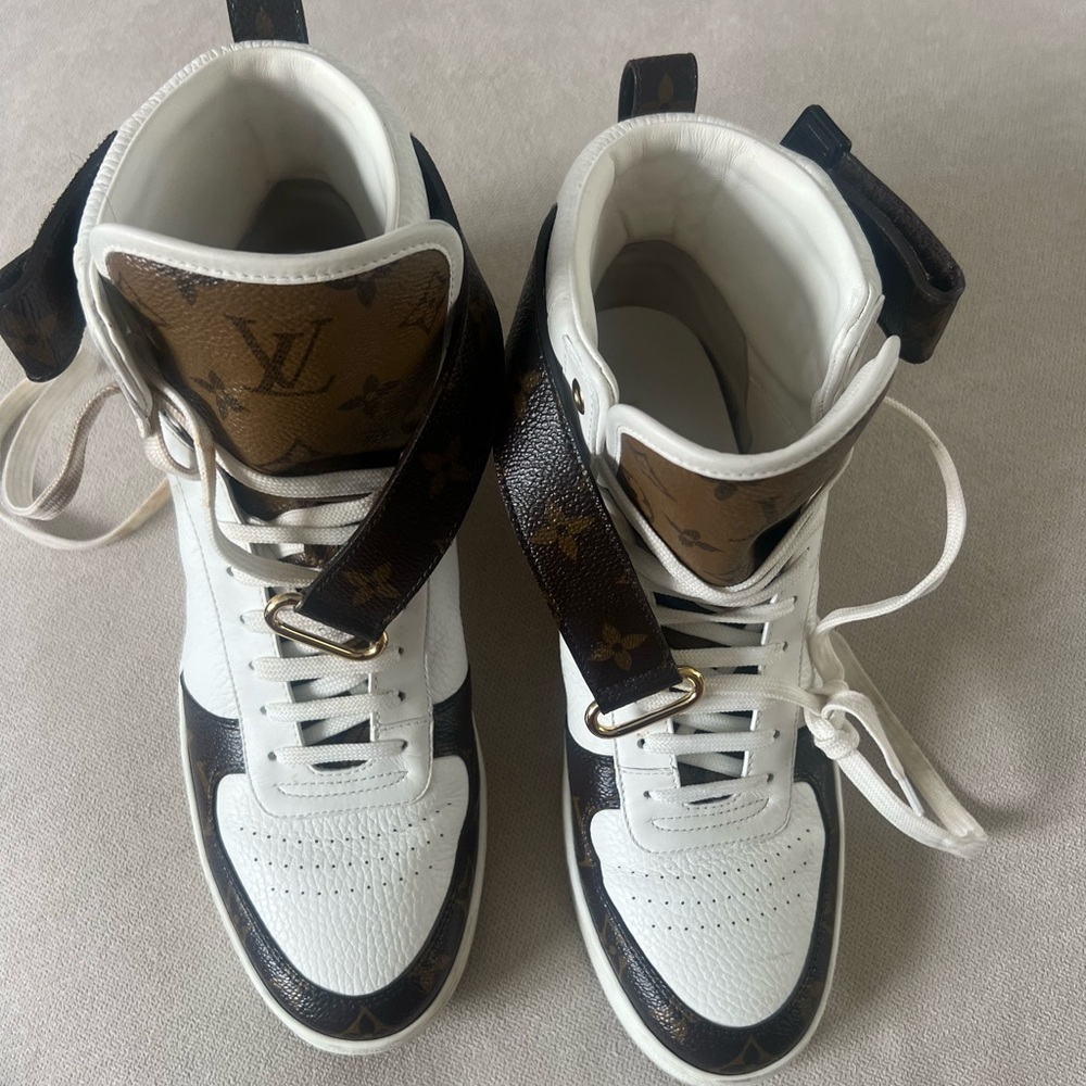 100% authentic Louis Vuitton high top dunks sz 41 great condition sold out